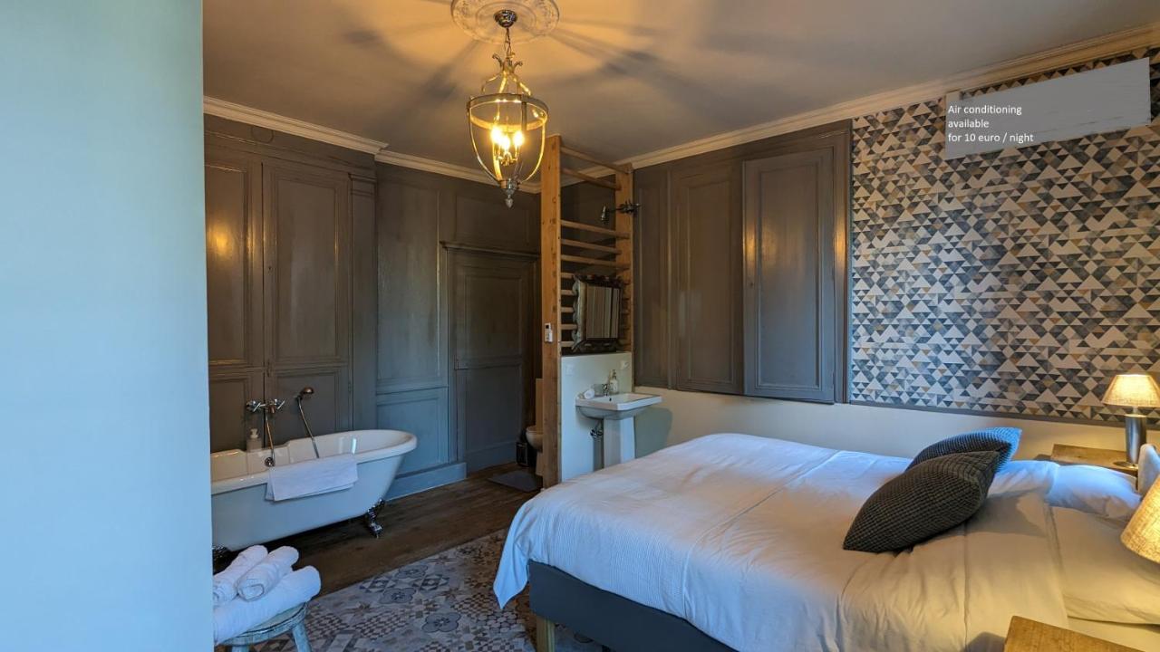 Manoir La Cerise Bed & Breakfast Fougerolles-Saint-Valbert Bagian luar foto