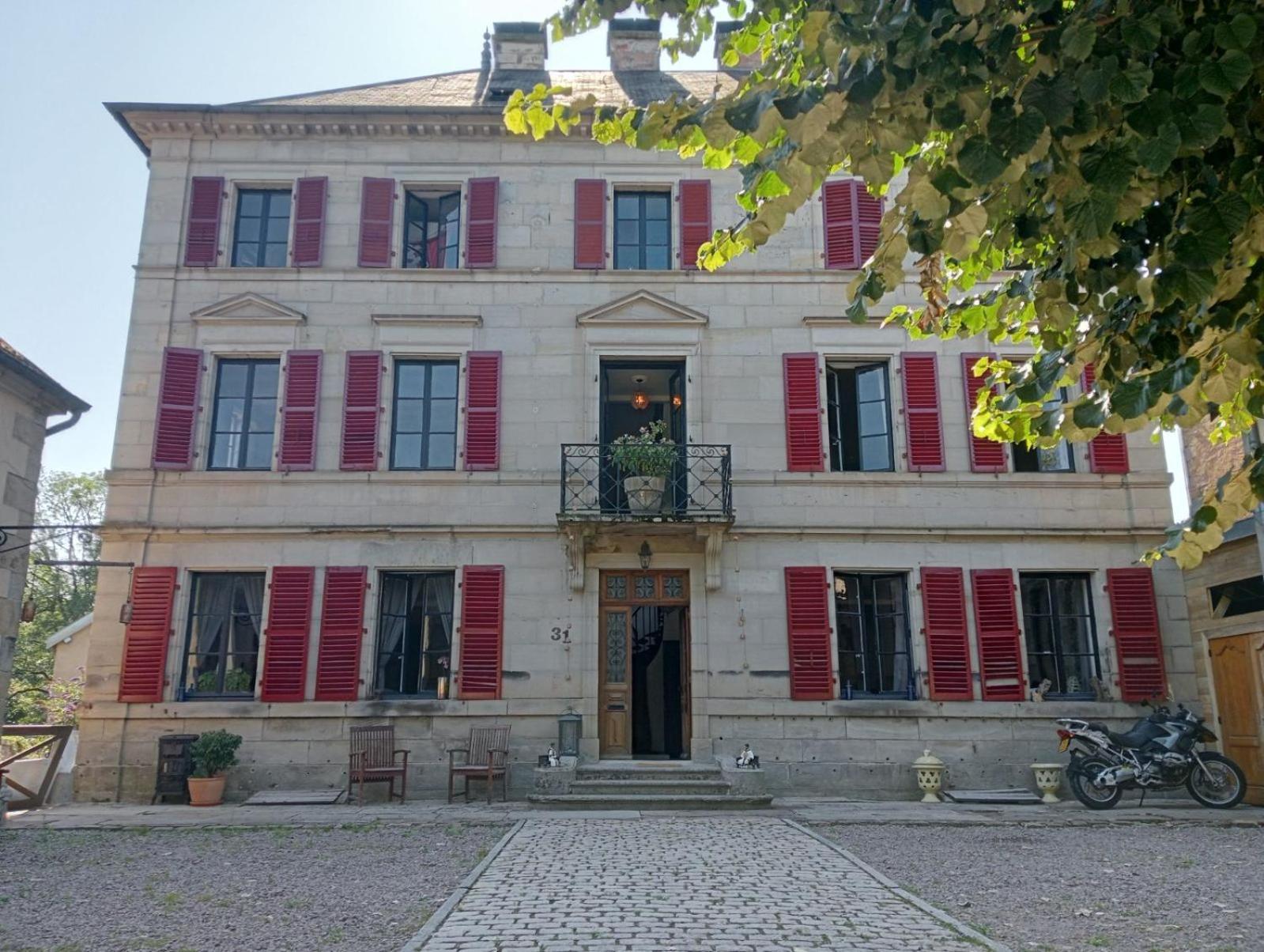 Manoir La Cerise Bed & Breakfast Fougerolles-Saint-Valbert Bagian luar foto